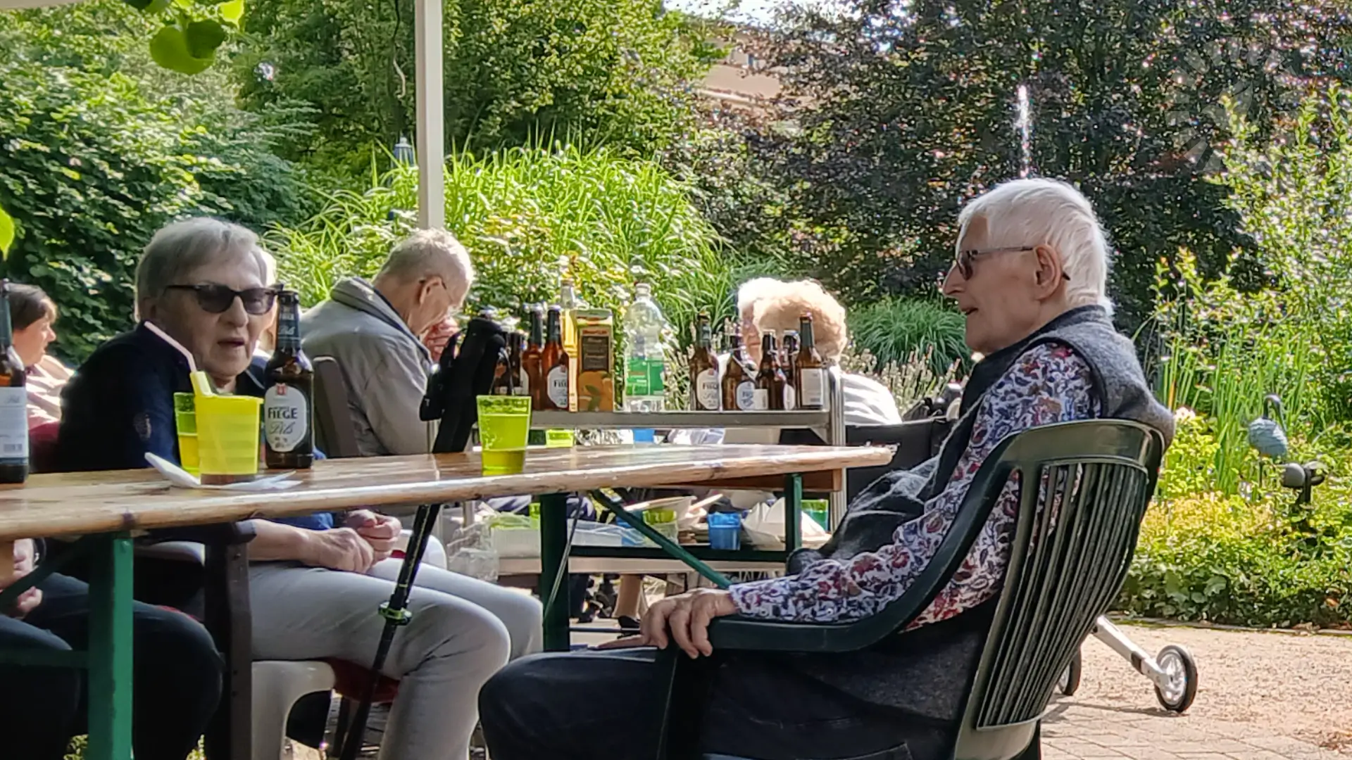 2025-07-23 Grillnachmittag mit Drehorgelspieler 1