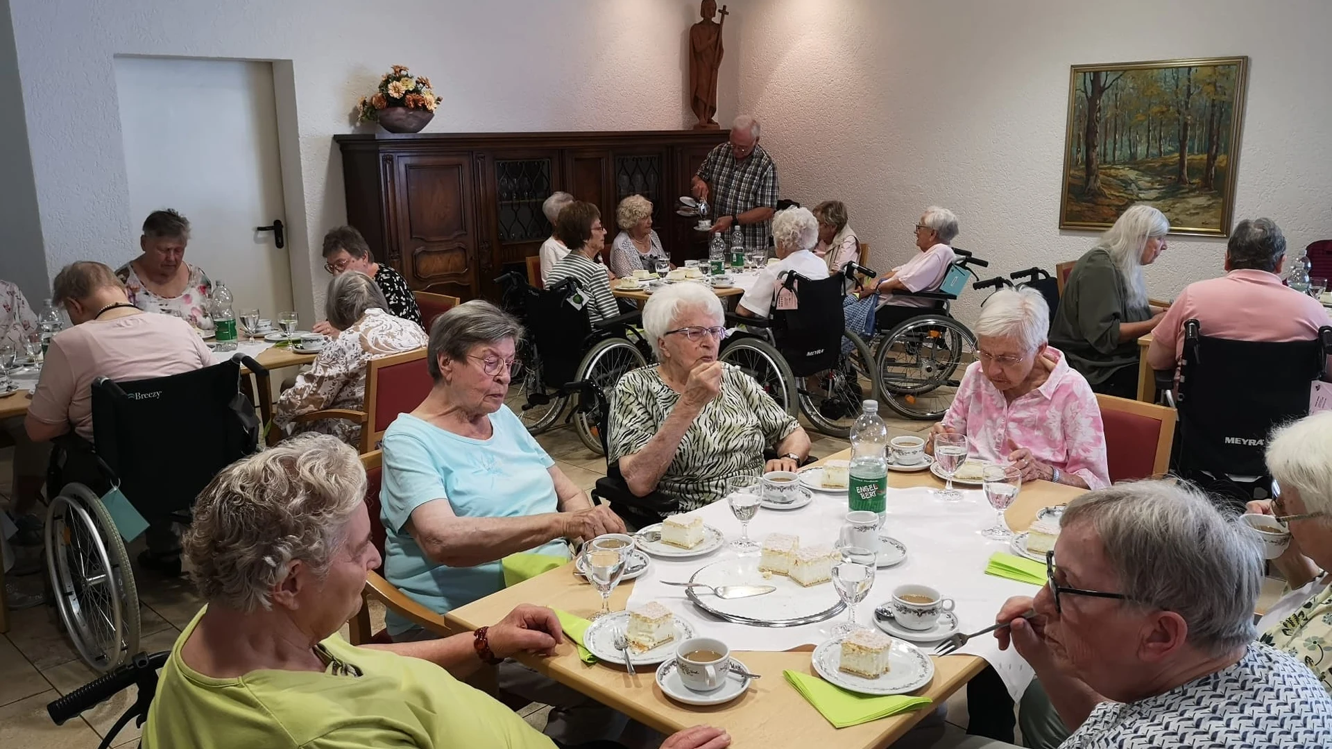 2026-06-30 Musikalische Reise bei Kaffee und Kuchen 08