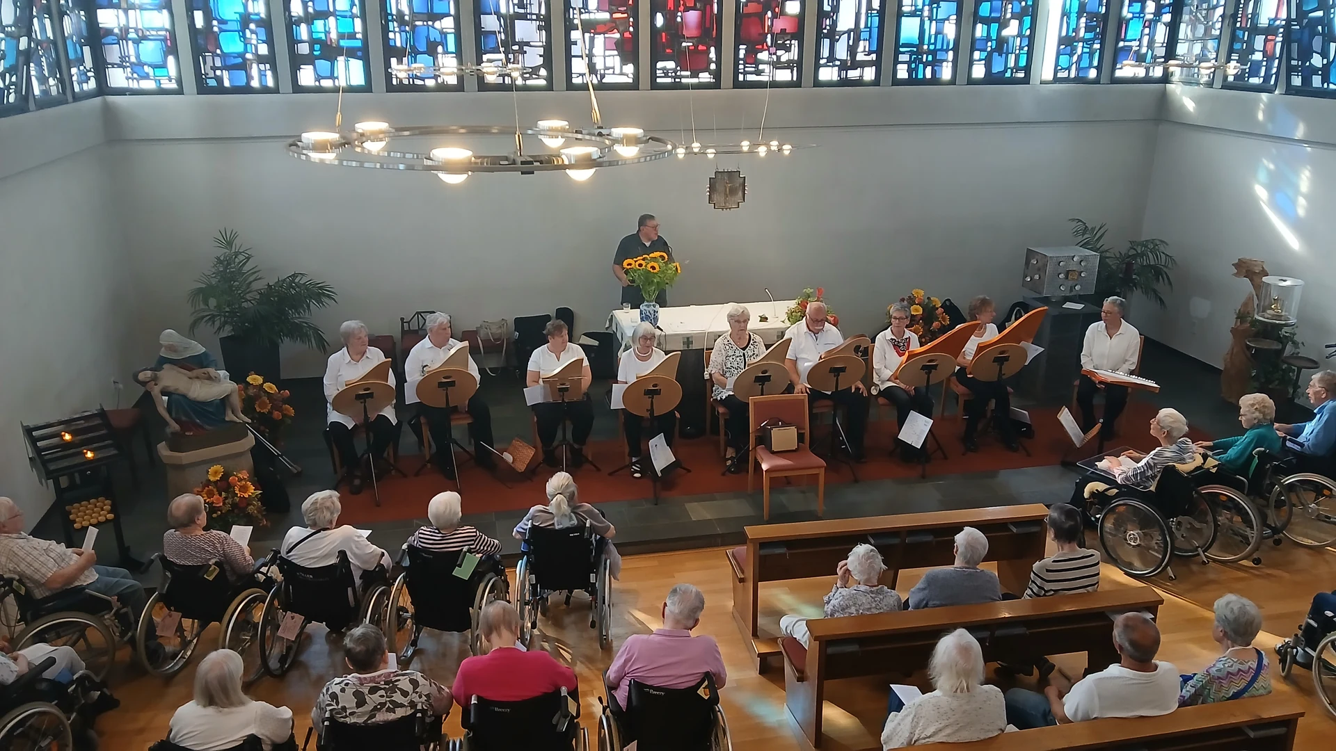 2026-09-30 Veeh Harfen Konzert Senioren Zentrum Linden 02