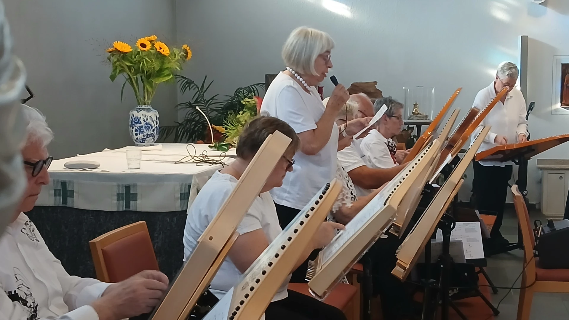 2026-09-30 Veeh Harfen Konzert Senioren Zentrum Linden 08